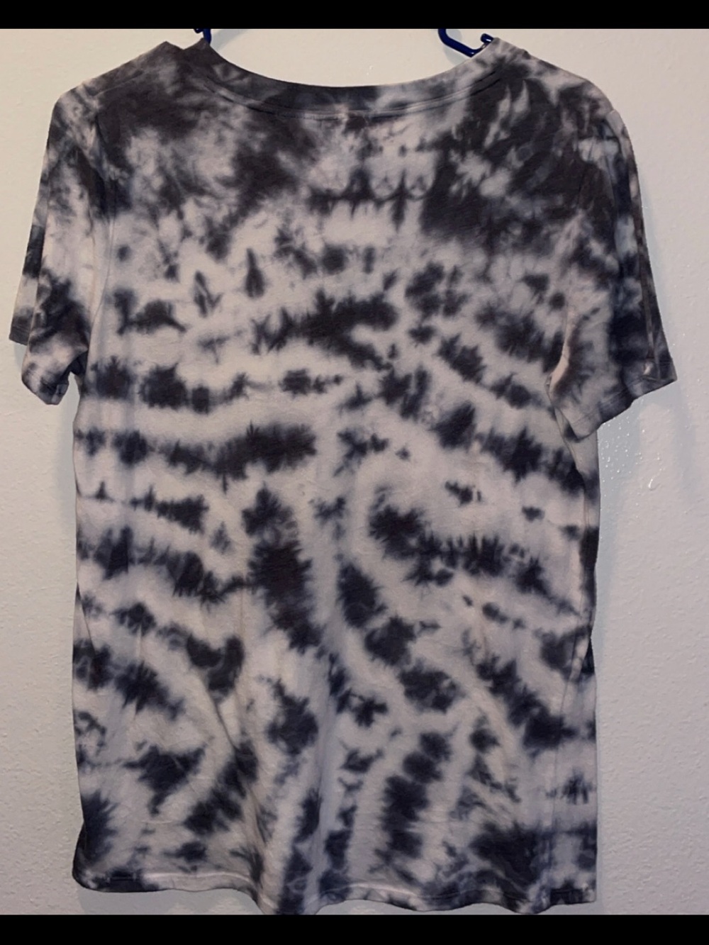 Victoria's Secret Black and White Tie-Dye Short Sleeve Tee - Picture 4 of 4